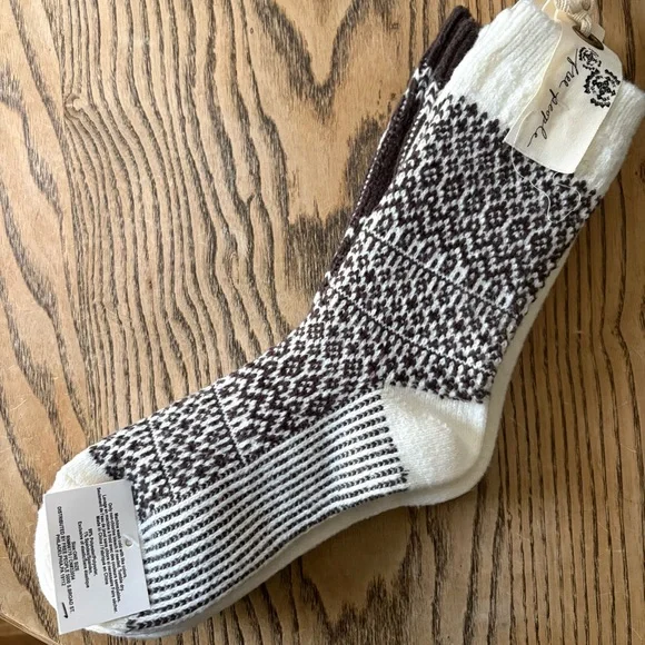 Free People Nordic Knit Sock Bundle 3 pack NWT brown combo - Picture 2 of 4